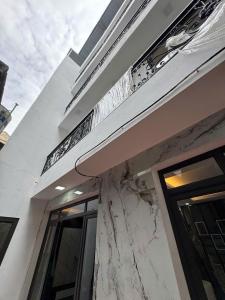 TÂN MAI, HOÀNG MAI, - 35M2  - NGÕ THÔNG – OTO ĐỖ CỔNG– TIỆN ÍCH BẠT NGÀN – NHÀ MỚI ĐÓN TẾT